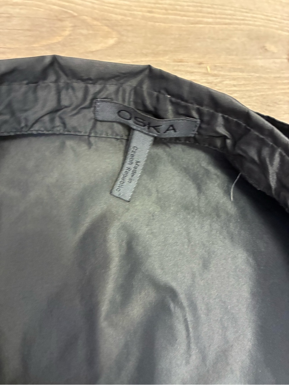 OSKA Black Nylon Windbreaker Jacket Womens Size 2 Oversized Collared - Picture 2 of 4